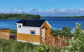Waterfront Tiny House Near Pomquet Beach- Winterized